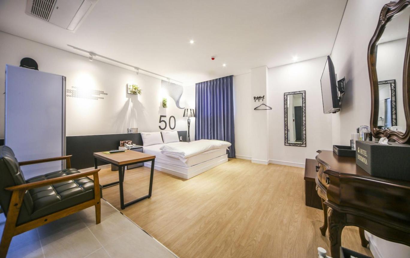 Hotel Insomnia Tegu Kültér fotó