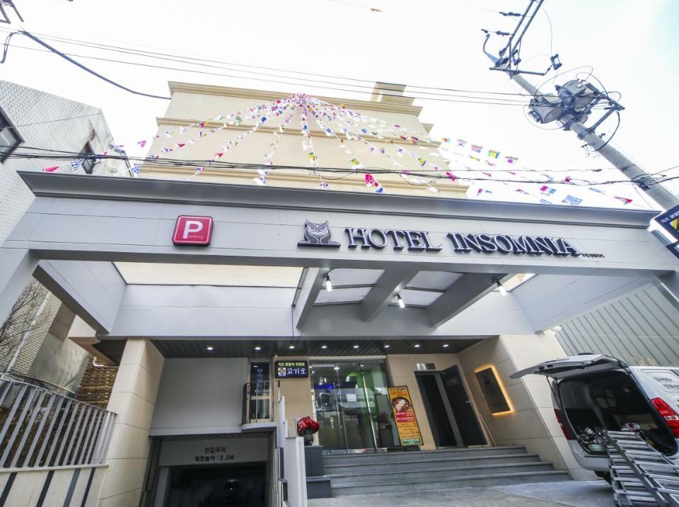 Hotel Insomnia Tegu Kültér fotó