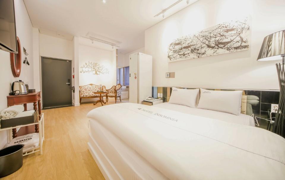 Hotel Insomnia Tegu Kültér fotó