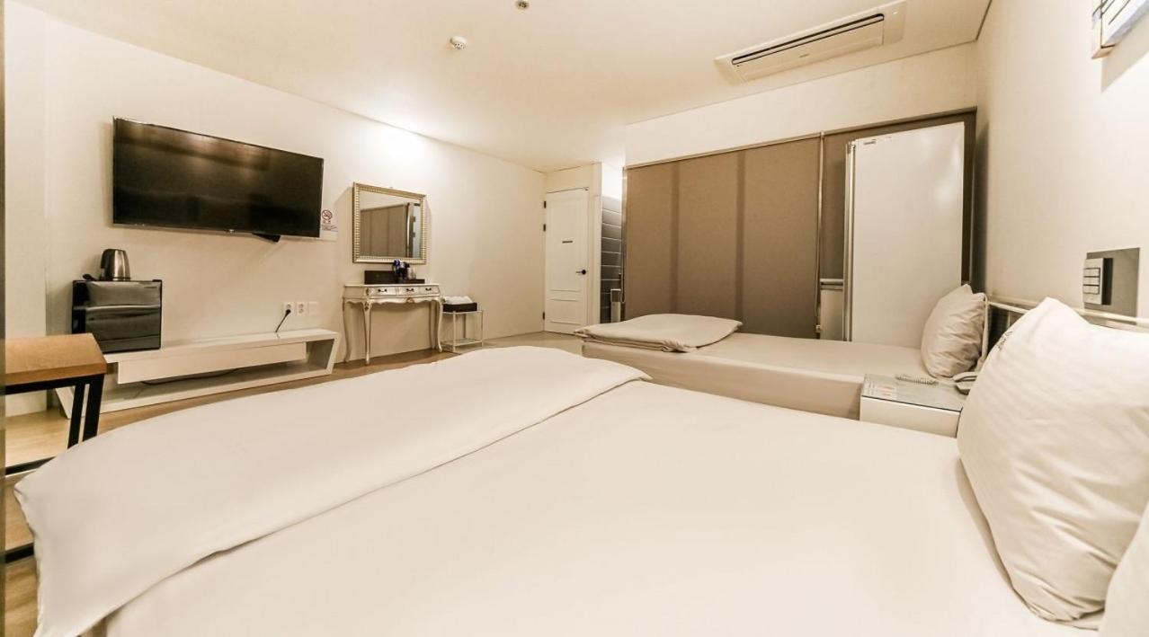 Hotel Insomnia Tegu Kültér fotó